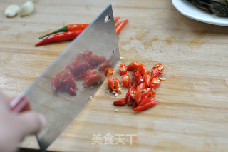 小炒酸菜的做法步骤：1