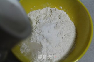 迷你荠菜煎饼的做法步骤：2