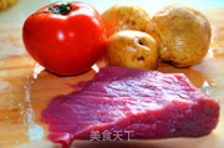 番茄土豆牛肉的做法步骤：1
