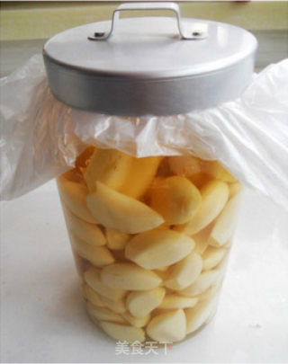 腊八蒜的做法步骤：8