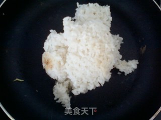 青蒜火腿蛋炒饭的做法步骤：8