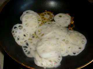 健康美食——彩椒莲藕的做法步骤：4