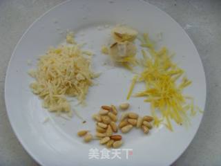 清新浓郁---自制意大利青酱Pesto的做法步骤：2