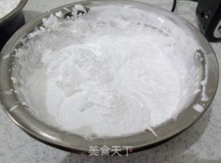 草莓生日蛋糕的做法步骤：14