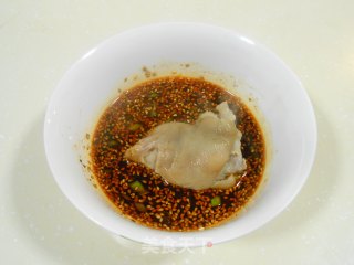 四川名小吃——老妈蹄花的做法步骤：7