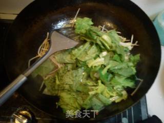 绿豆芽油麦菜炒豆皮的做法步骤：4