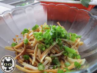 凉拌金针菇的做法步骤：4