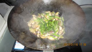 小葱炒鲜香菇的做法步骤：6