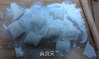 薄皮大馅--韭菜盒子的做法步骤：7
