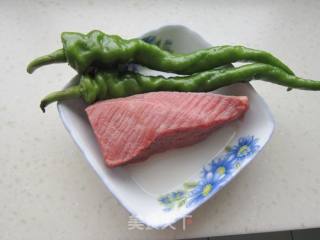牛肉夹饼的做法步骤：1
