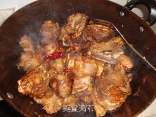 土豆萝卜柱侯牛排的做法步骤：6