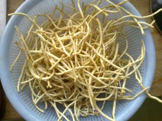 蒜香鱼腥草的做法步骤：2