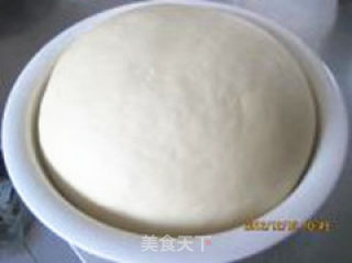 重拾生活记忆----编织扣红豆馅面包的做法步骤：2