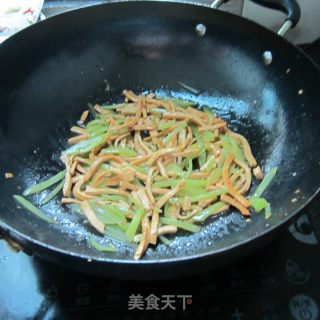 小炒三丝的做法步骤：4