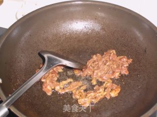 金针菇炒肉丝的做法步骤：3