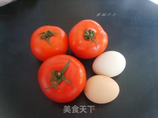 家常菜——蕃茄炒鸡蛋的做法步骤：1