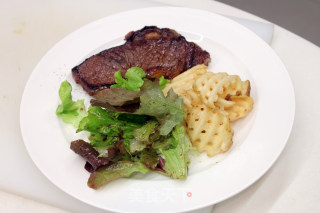 香煎黑椒牛扒的做法步骤：10