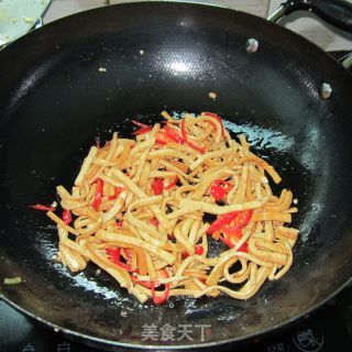 辣炒豆腐丝的做法步骤：4