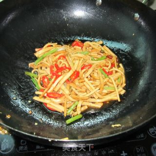 辣炒豆腐丝的做法步骤：6
