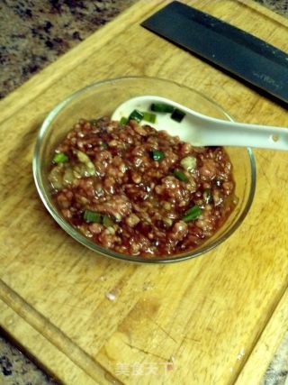 千层营养猪肉虾仁蒸饼果子的做法步骤：4