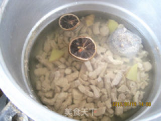 看似神秘其实很容易----自制肉松的做法步骤：4