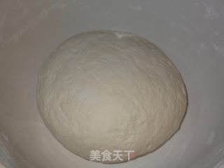 胡萝卜陀螺双色枣心馒头的做法步骤：5
