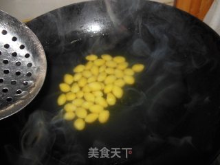 白果炒荷兰豆的做法步骤：5