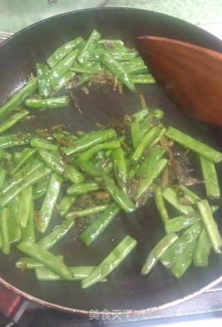 雪菜炒四季豆的做法步骤：5