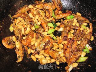 花生北极虾的做法步骤：11