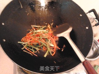 鼓汁蒸鲈鱼的做法步骤：9
