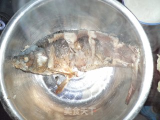 红烧鲤鱼，一学就会的做法步骤：5