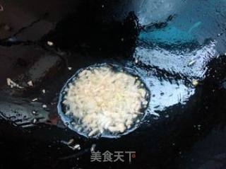 香菇炒鸡蛋的做法步骤：5