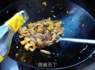 香菇炒鸡蛋的做法步骤：8