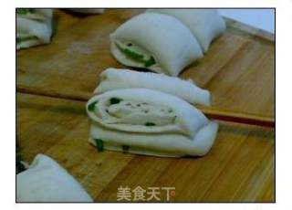 花卷的详细图解的做法步骤：8