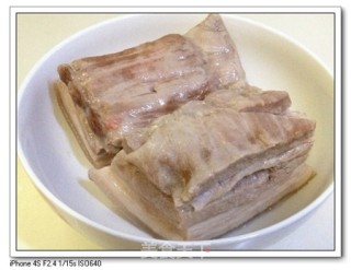 霉干菜扣肉的做法步骤：1