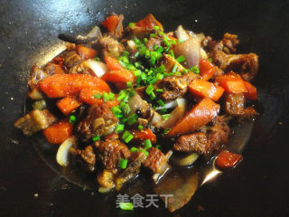 日子要过的红红火火--------胡萝卜红烧羊排的做法步骤：16