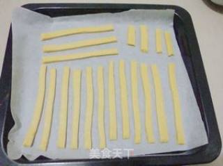奶香饼干条的做法步骤：8