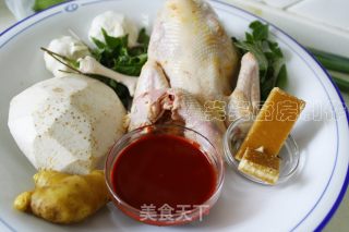 美味的化身——南乳芋头鸡的做法步骤：1