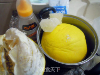 茶非茶，蜜非蜜——枇杷蜂蜜柚子茶的做法步骤：1