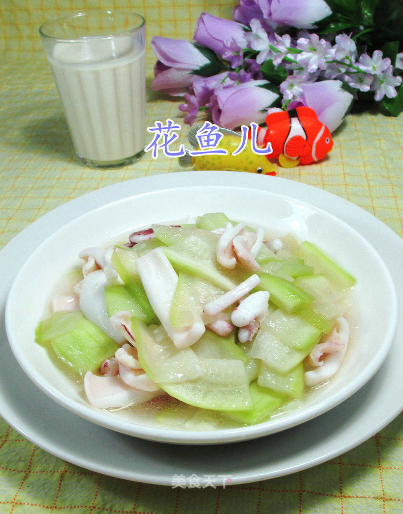 长瓜炒鱿鱼的做法