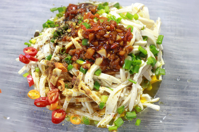 开胃凉拌菜--凉拌豆腐丝的做法
