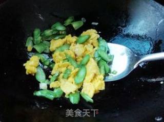 百搭的蛋炒菜之——芥兰炒鸡蛋的做法步骤：7