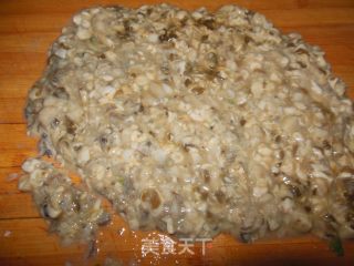 芹菜叶海蛎煎饼—— 宝宝补锌好选择的做法步骤：5