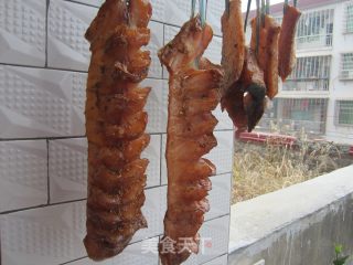 风干冬腊鱼的做法步骤：4