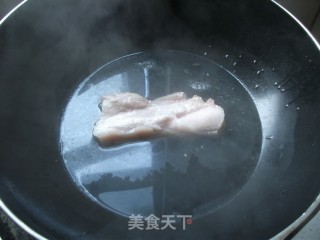 客家小炒的做法步骤：1