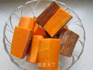砂锅煨南瓜的做法步骤：2