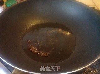 冰糖红烧肘子的做法步骤：4