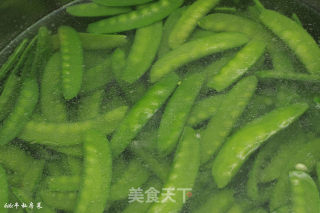 kiki牛的私房菜11-蒜蓉荷兰豆的做法步骤：6