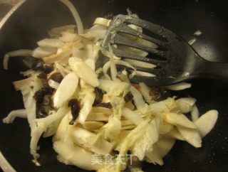 鲜蔬麦疙瘩汤的做法步骤：6