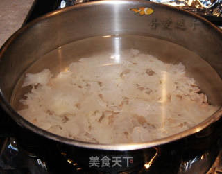 雪耳木瓜糖水的做法步骤：6